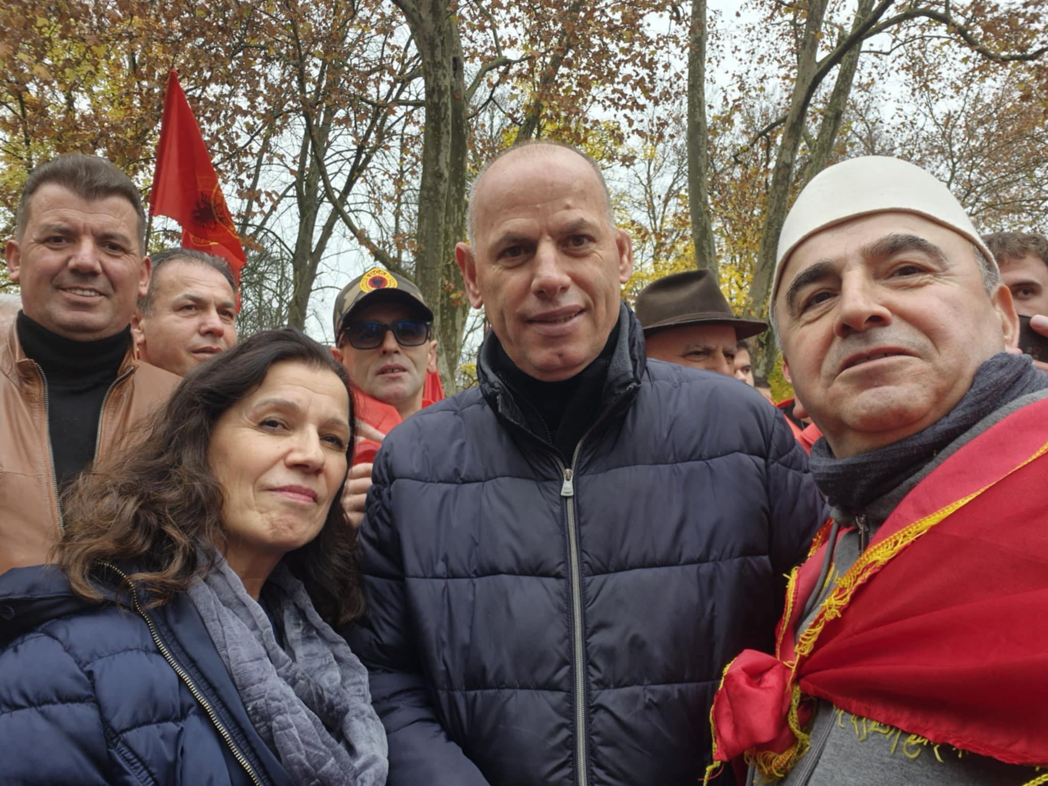 Lladrovci nga Strasburgu: Lufta e drejtë e UÇK-së s’mund të njolloset