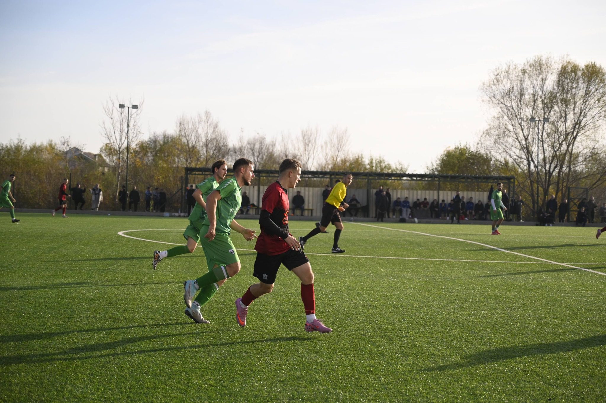 Sulmohet një tifoz në fushën e futbollit në Istog, trajneri i “Istogu 03” i dyshuar për sulmin