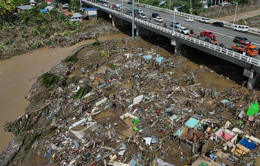 Arrin në 114 numri i të vdekurve nga tajfuni në Filipine, shpallet gjendje katastrofe