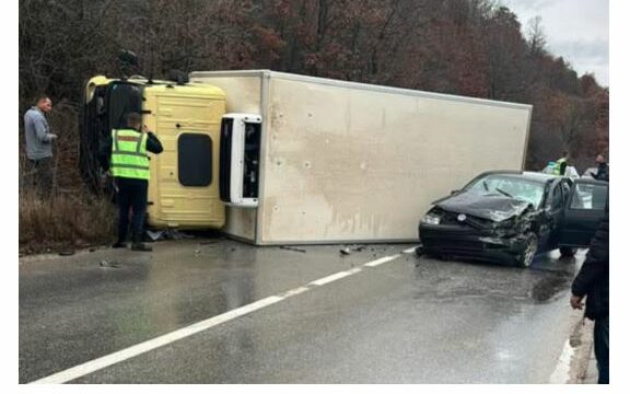 E FUNDIT: Aksident i rëndë afër Skenderajt