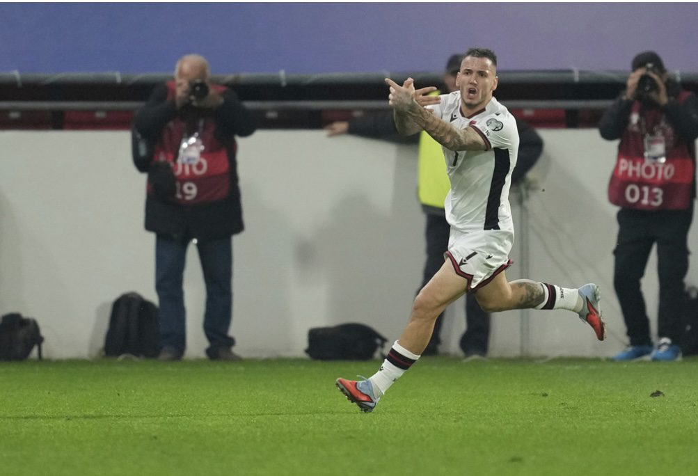 FIFA e dënon me gati 100 mijë euro Serbinë për sjelljet në ndeshjen kundër Shqipërisë