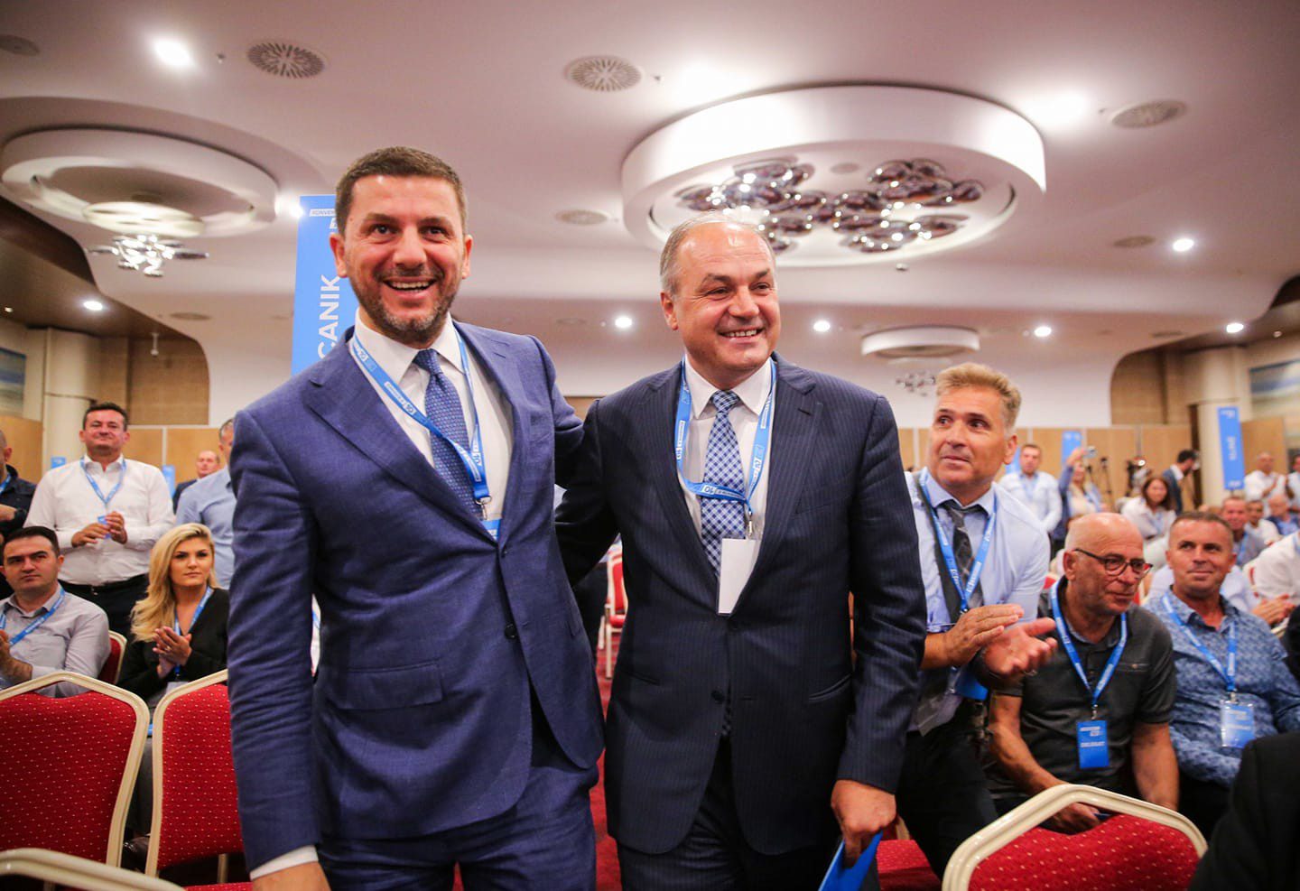 “Nëse Hoxhaj e ka ende ambicien për kryetar të PDK-së, është i mirëpritur”