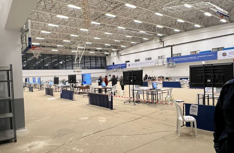 “Gabim teknik” – KQZ deklarohet për dyshimet për manipulime në Mitrovicë