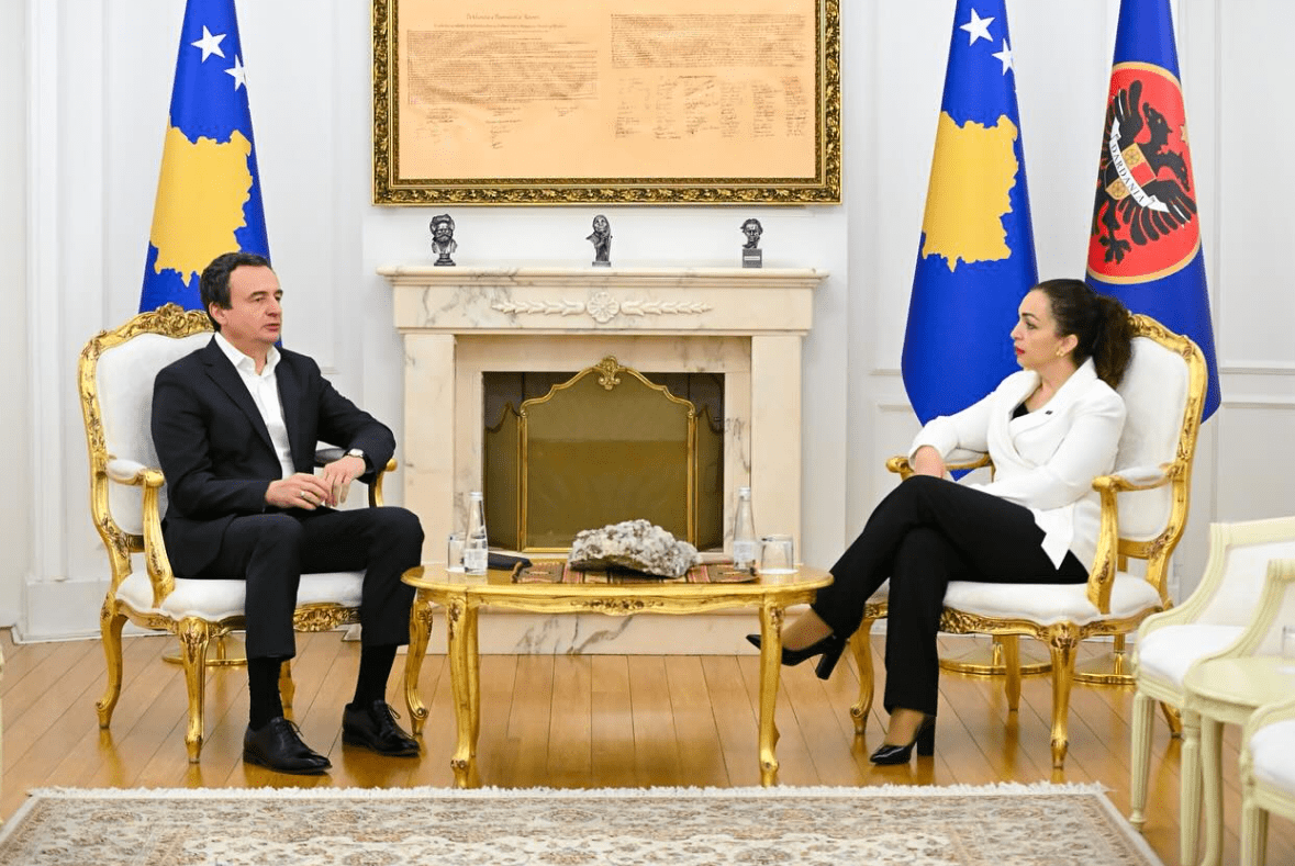 Kurti shkon në takim te Vjosa Osmani