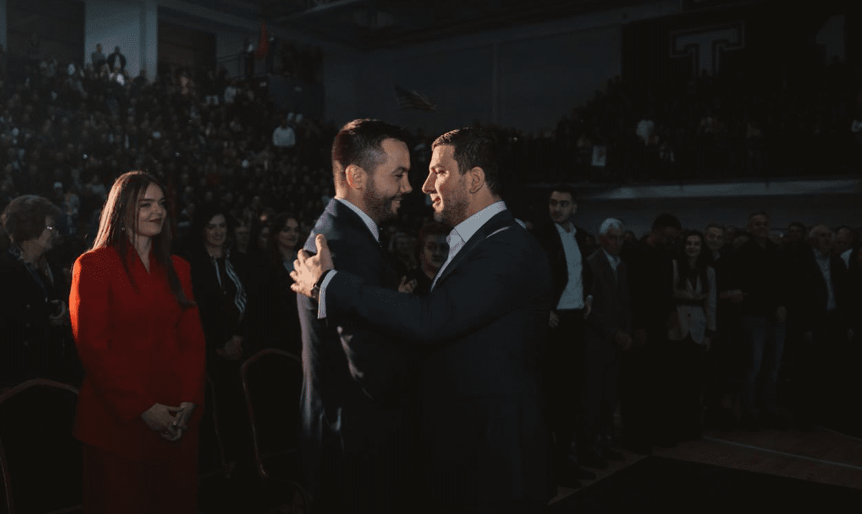 Krasniqi: PDK u konfirmua si partia më e votuar, ylli i fushatës – Arian Tahiri