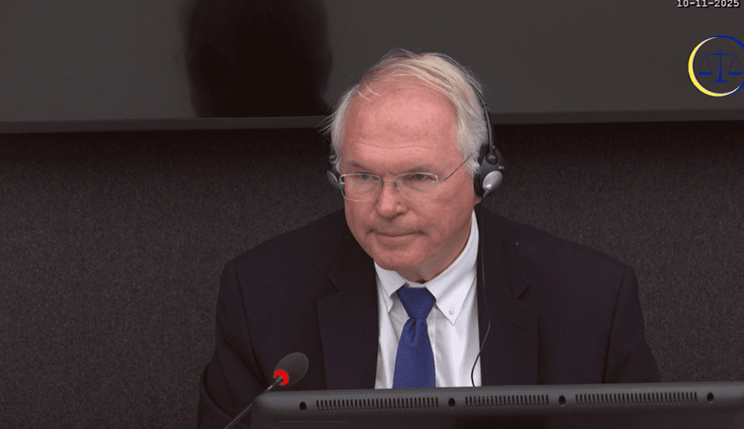 Hill thotë se UÇK-ja donte që ajo të ishte zëri i Kosovës, jo Rugova