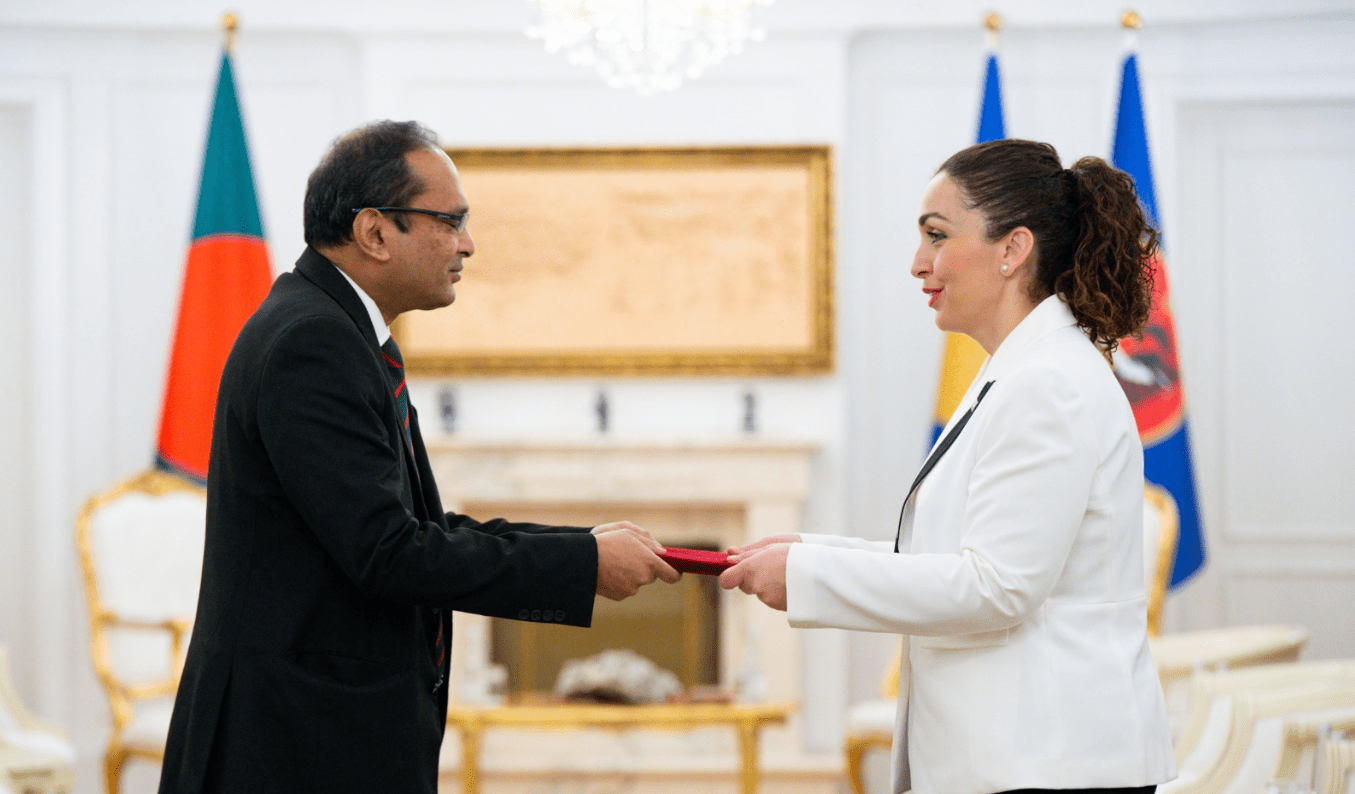 Osmani pranon letrat kredenciale nga ambasadori i ri i Bangladeshit