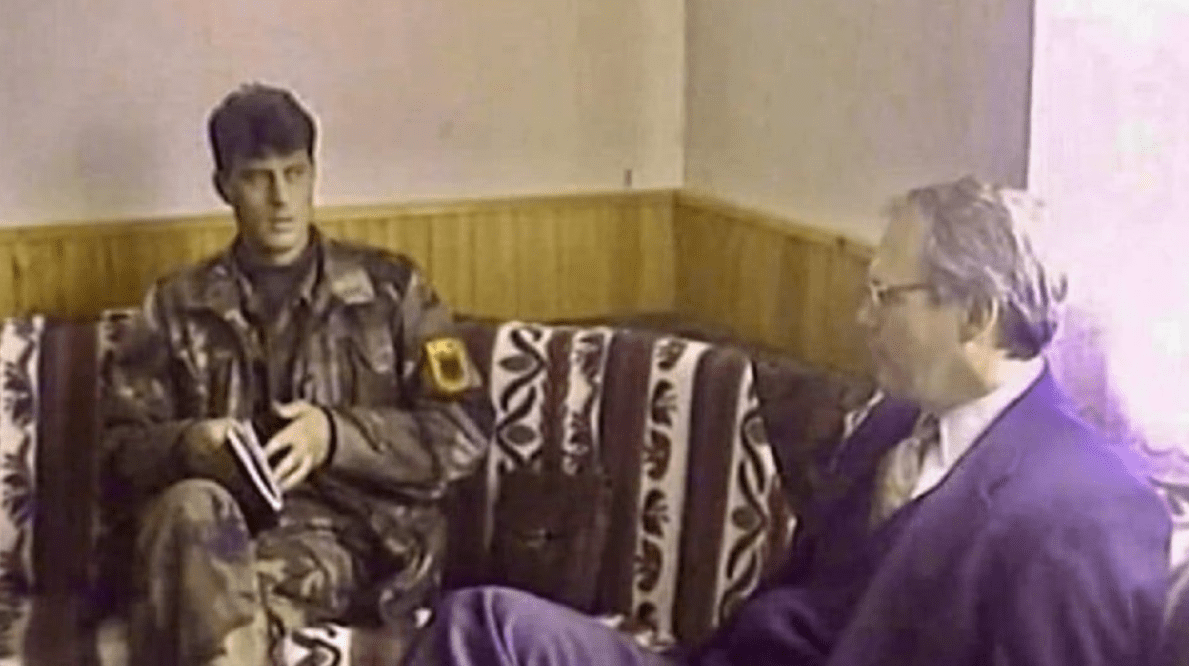 Hill e mohon se në takim me Thaçin ishte ndier “në praninë e një vrasësi”