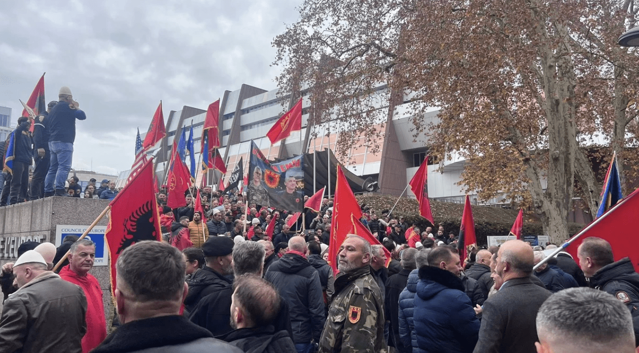 “Drejtësi për çlirimtarët”, përfundon protesta në Strasburg