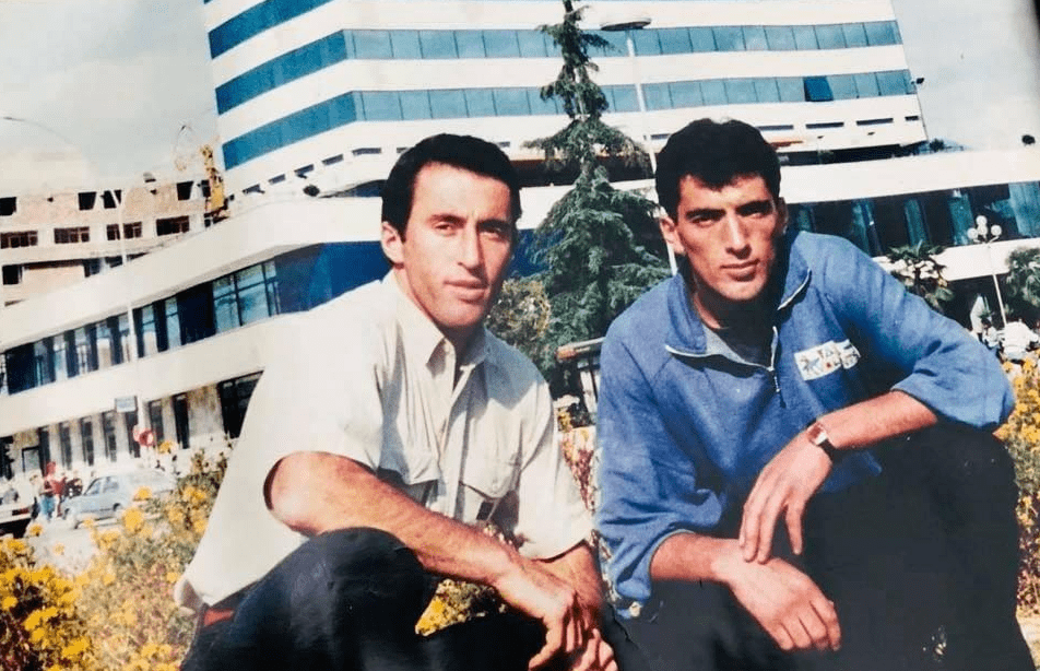 Ditëlindja e heroit, Ramush Haradinaj e uron vëllain Luan