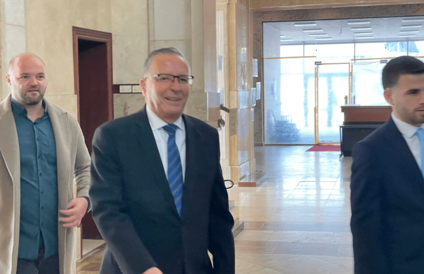 Hamza, Abdixhiku e Haradinaj arrijnë në Presidencë