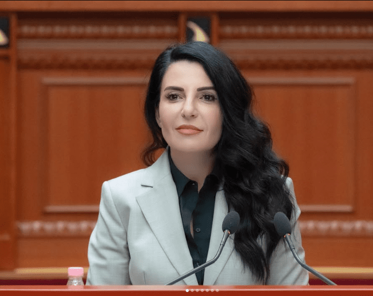 Rama çon në Kushtetuese pezullimin e Ballukut