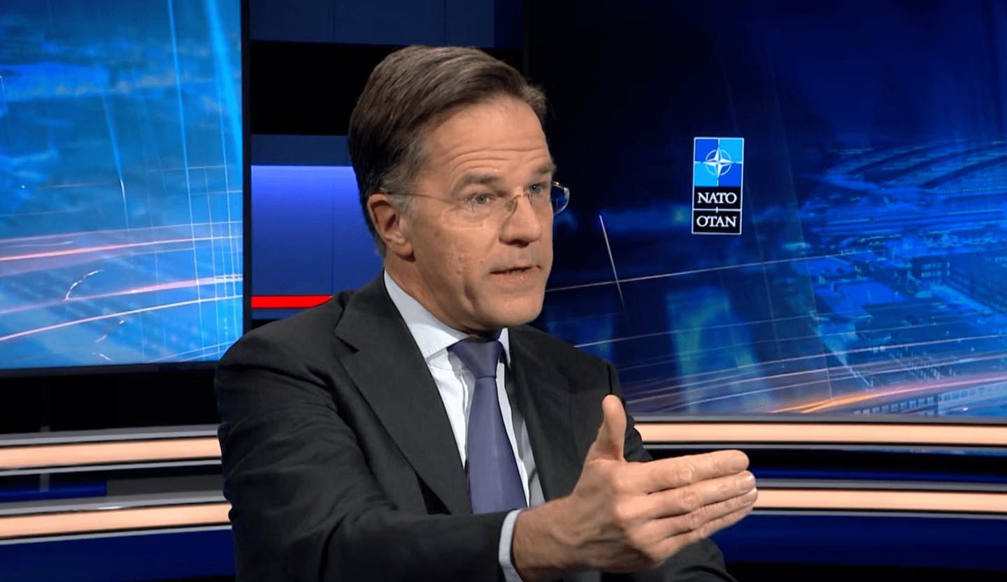 Shefi i NATO-s: Nevojitet një dialog i matur për Ukrainën