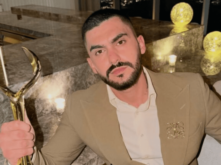 Butrint Imeri kurorëzohet me çmim në skenën globale në Dubai