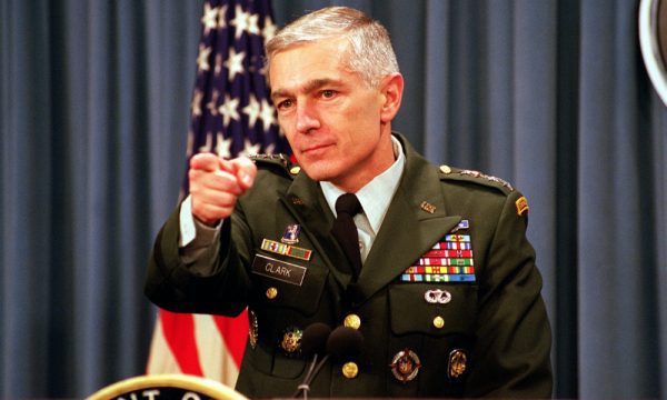 Hagë: Të hënën nis dëshminë Wesley Clark