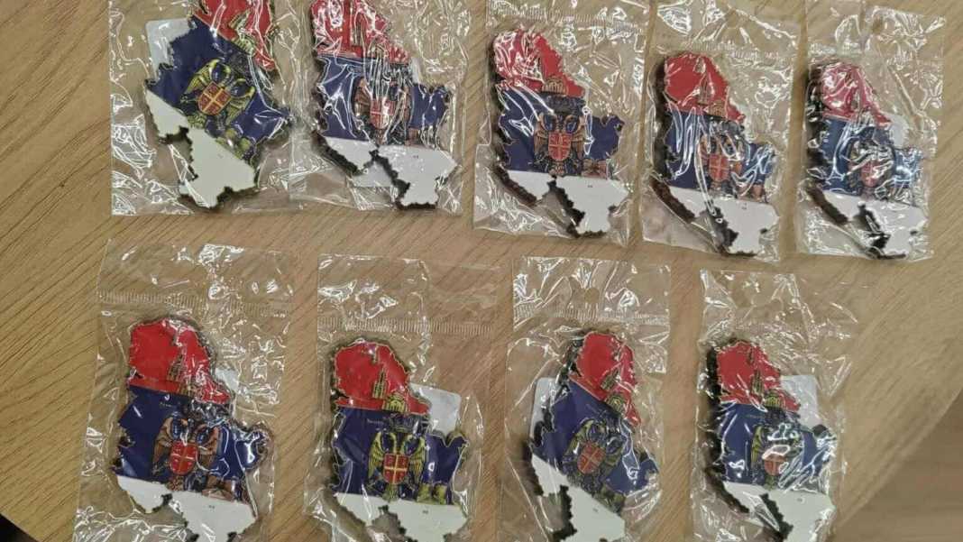 Serbia konfiskon dhe heq nga tregu 900 suvenire me hartën e Serbisë pa Kosovën