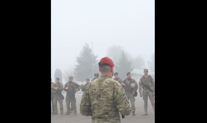 KFOR: Ushtarët mbajtën garën sportive ushtarake, përfshirë edhe hedhjen e granatave