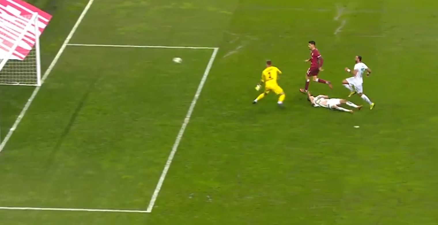 Daku shënon supergol në Rusi, i “trullosë” mbrojtësit kundërshtarë