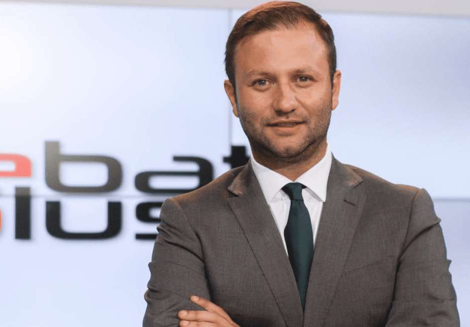 “Shihemi në gjykatë” – Ermal Panduri i përgjigjet Faton Pecit