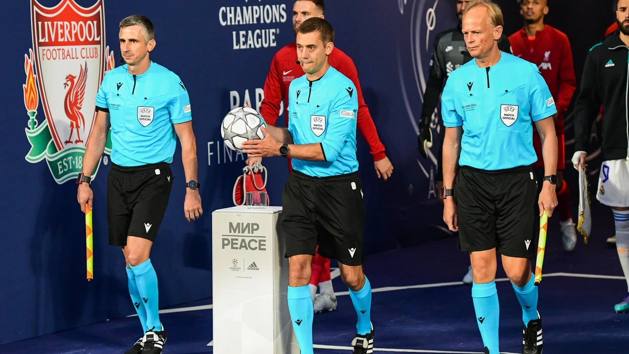 Ndeshja Slloveni-Kosovë u besohet gjyqtarëve francezë