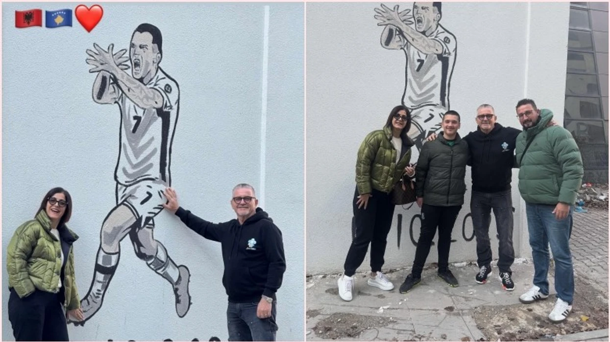 Prindërit e Rey Manajt vizitojnë muralin e djalit të tyre në Mitrovicë, i cili u krijua pas golit historik ndaj Serbisë