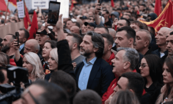 Përparim Rama mbështet protestën në Strasburg për ish-krerët e UÇK-së: Prishtina është me ju