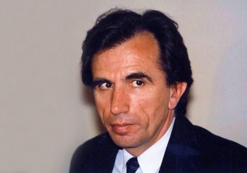 Osmani në 25-vjetorin e vrasjes së Xhemajl Mustafës: Plagët e së kaluarës nuk mbyllen pa drejtësi