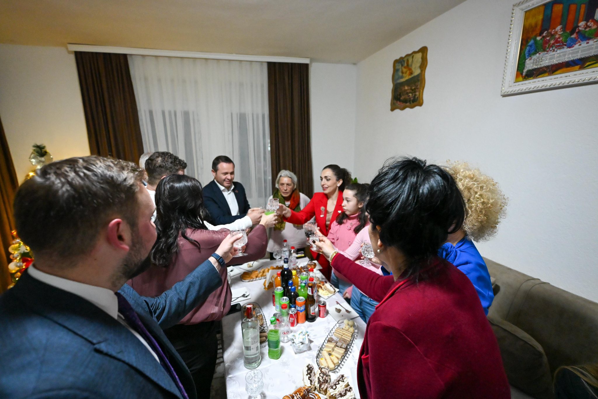 Mesazhi i Krishtlindjes i Osmanit nga Janjeva: Dashuri, paqe dhe shpresë