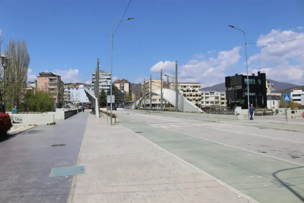 Presion dhe kanosje ndaj votuesve raportohet në Mitrovicë të veriut