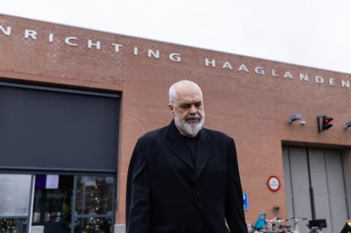 Rama pas vizitës së Thaçit: Komandantin e gjeta të buzëqeshur, si çdo i pafajshëm me karakter të hekurt