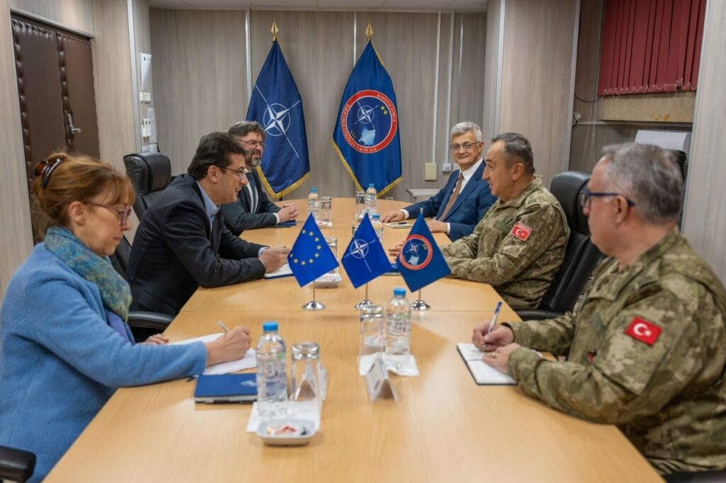 Ulutash pret në takim shefin e misionit të vëzhguesve të KiE-së