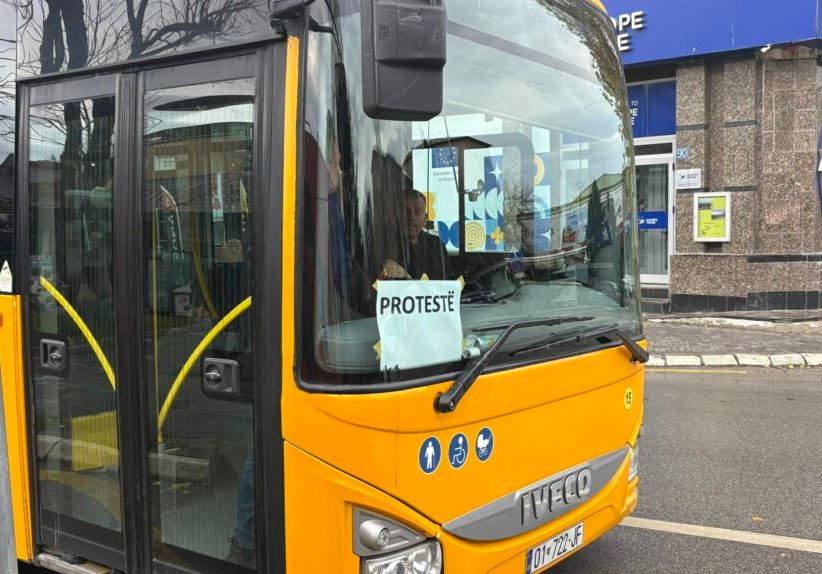 Transporti publik në Prishtinë rikthehet në normalitet pas 9 ditësh grevë