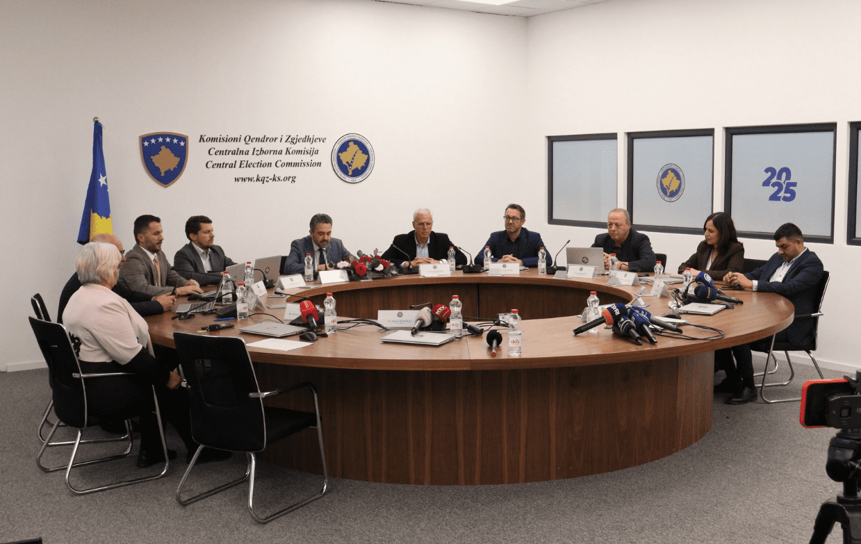 Miratohet rekomandimi për procedurat ekstreme për zgjedhjet e 28 dhjetorit