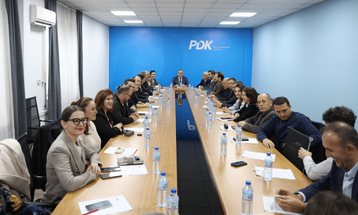 Hamza publikon listën e PDK-së, ja se si renditen kandidatët