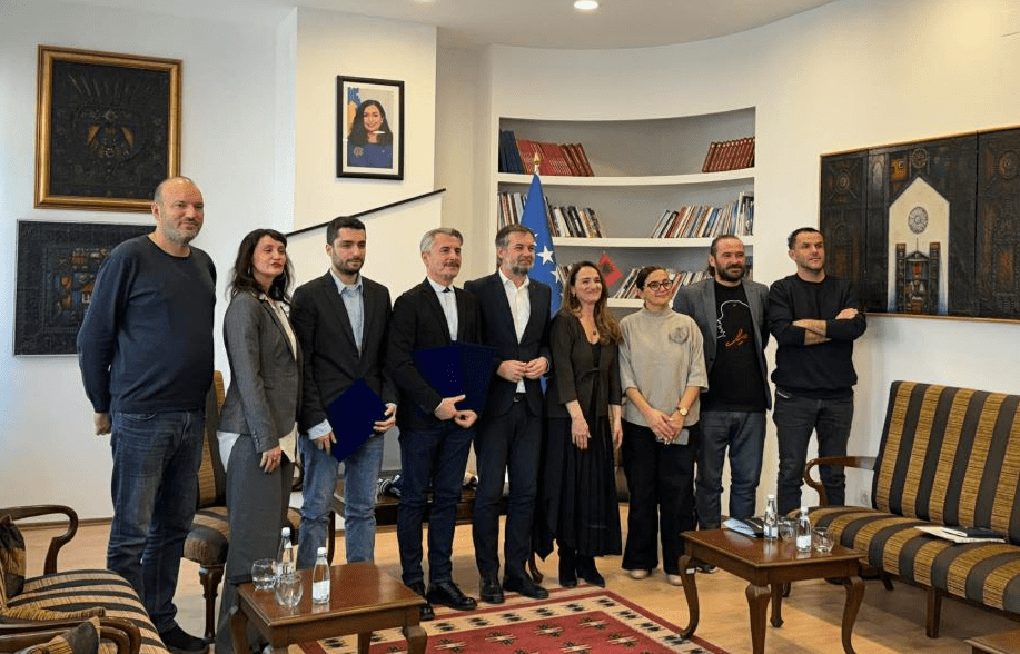 Ndahen çmimet për dramën origjinale shqipe