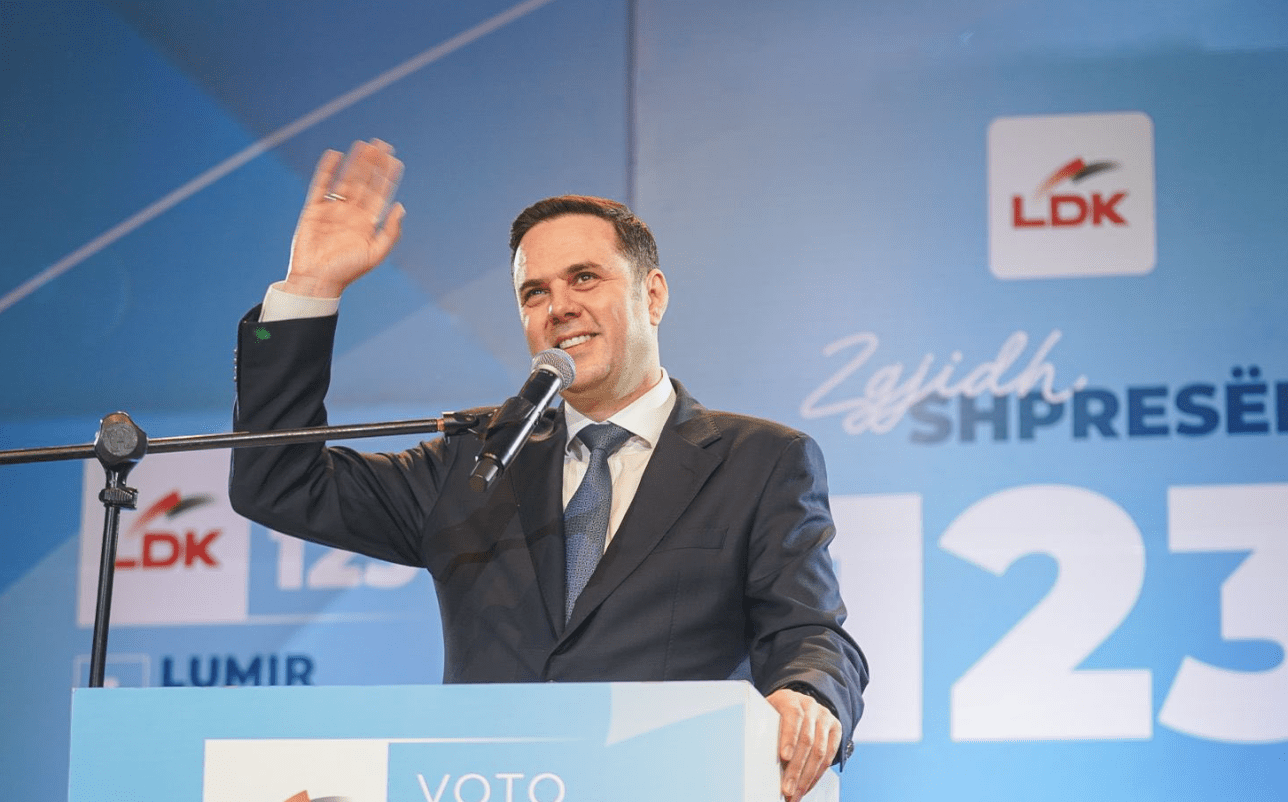 Abdixhiku: Korrupsioni po bëhet në WhatsApp – koha e një Qeverie të pastër