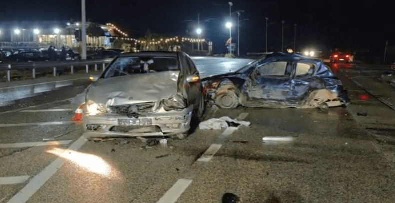 Aksident tragjik në aksin Levan-Tepelenë, vdes 16-vjeçari