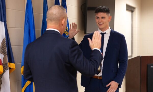 Drini Gashi bëhet kosovari i parë që i bashkohet Gardës Kombëtare të Ajovas