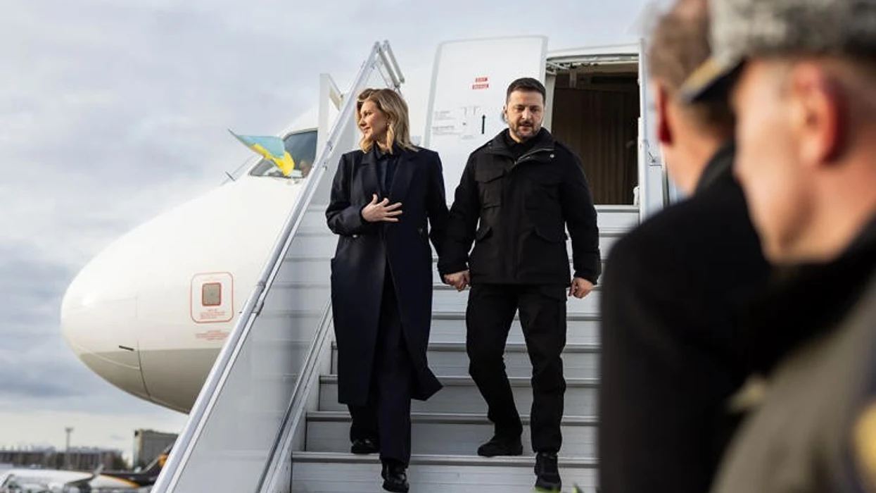 Zelensky komenton incidentin me dron gjatë fluturimit të tij për në Irlandë