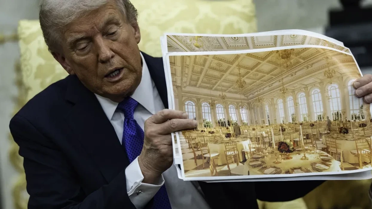 Salla e vallëzimit e Trump-it në Shtëpinë e Bardhë përfundon me padi