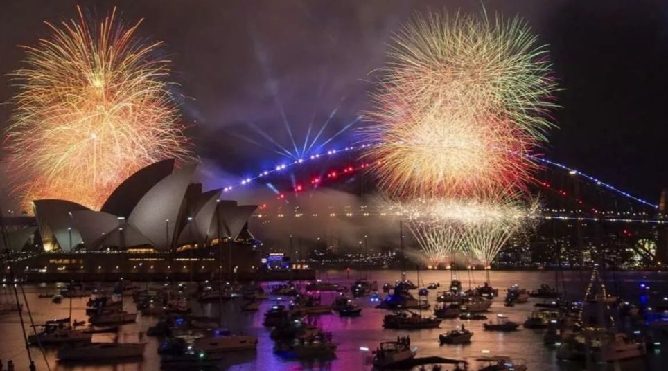 Kiribati bëhet vendi i parë që e pret Vitin e Ri