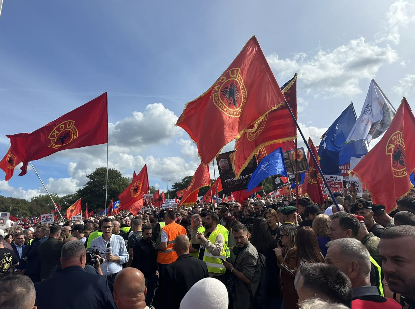 OVL-UÇK ankohet se nuk u organizua asnjë aktivitet nga shteti për ditën e Veteranëve