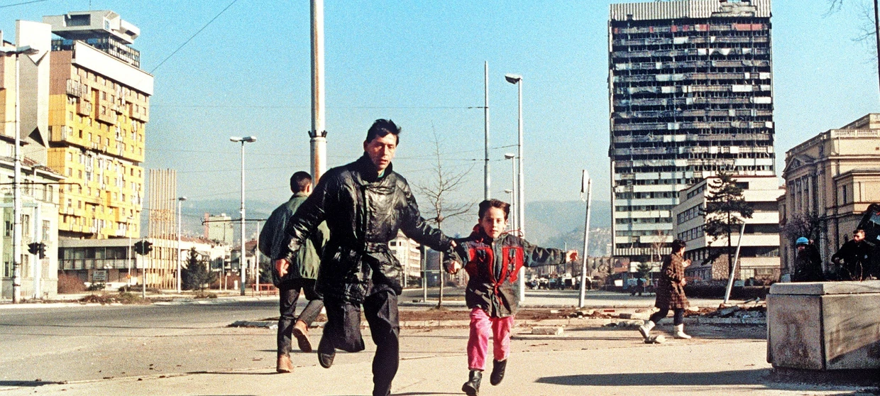 Gazetari italian për “Sarajevo Safari”: Ky mund të jetë “gjyqi i shekullit”, marrjet në pyetje kanë filluar