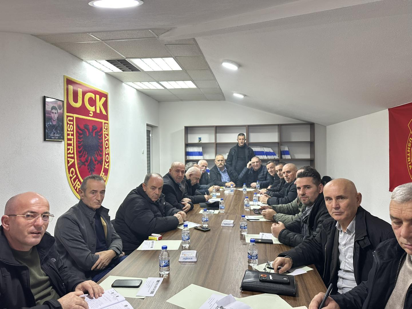 Nisin përgatitjet për protestën e OVL-UÇK në Shkup