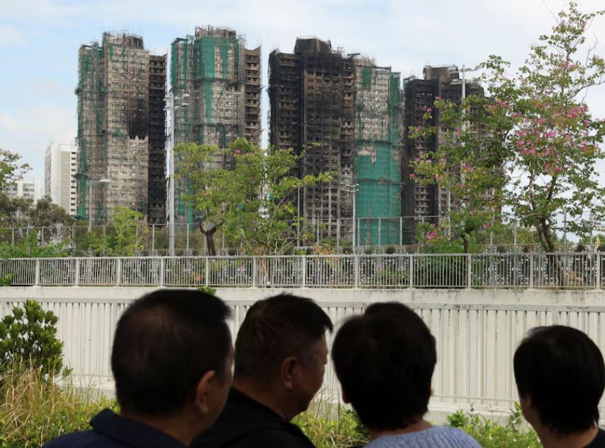 Shkon në 150 numri i të vdekurve nga zjarri në Hong Kong