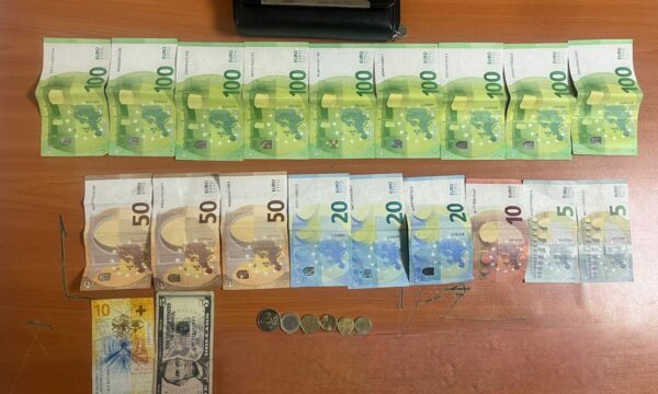 Qytetari gjeti kuletën me mbi 1 mijë euro në Ferizaj, e dorëzon në Polici