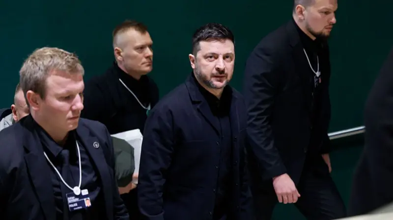 Trump dhe Zelensky fillojnë takimin në Davos