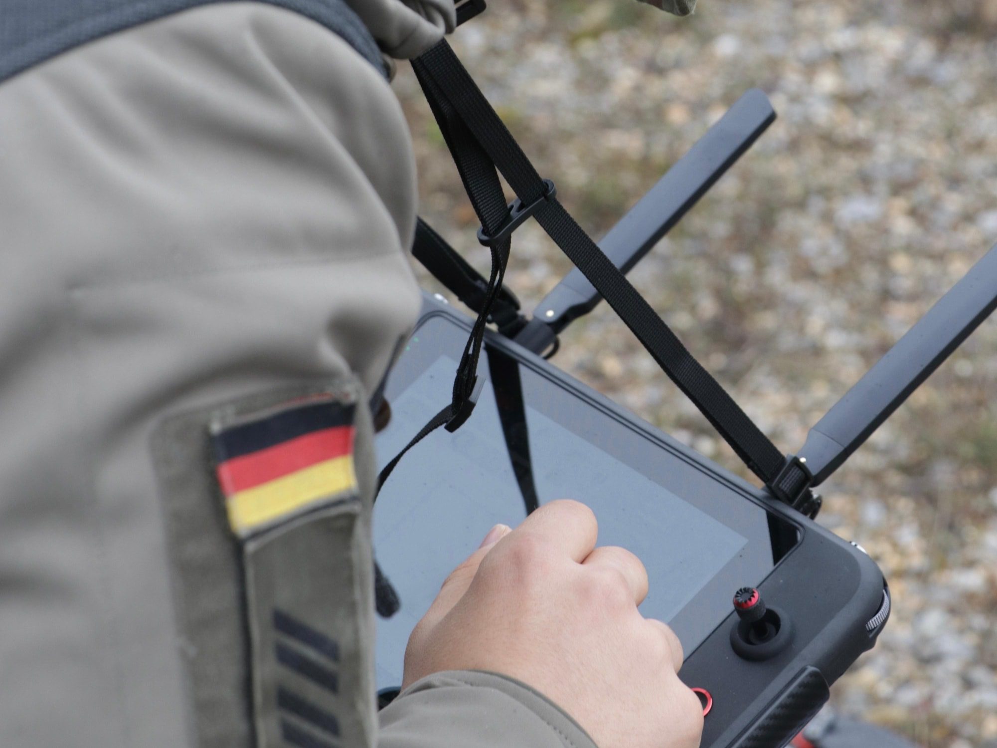 Ushtarët gjermanë të KFOR-it bëjnë trajnime të specializuara për zbulimin dhe ndjekjen e dronëve