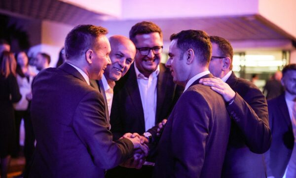 Deklarimi për Thaçin, Abdixhiku përkrah Mustafën: I ke trazuar mercenarët Besian