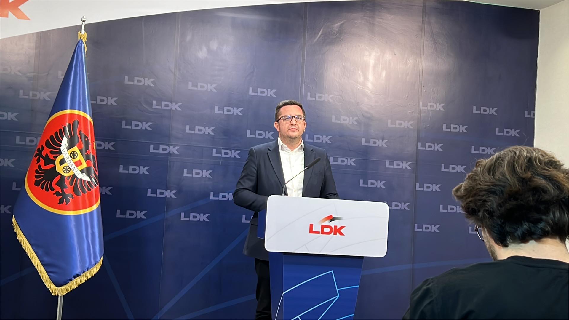 LDK cakton 31 janarin për zgjedhjen e kryetarit të partisë, Abdixhiku ofron dorëheqjen